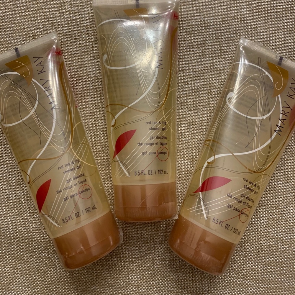 COPY - Set of 3 Mary Kay Red Tea Shower gels